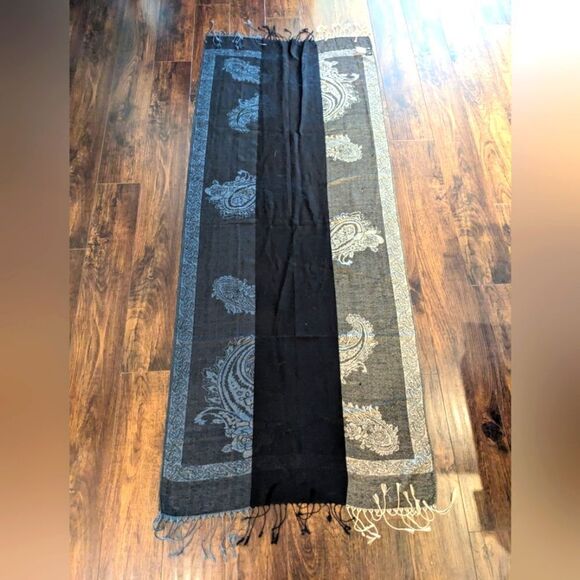 $5 Item! Melanie Lyne Vex Collection Blue Black Gold Huge Paisley Fringe Scarf - Picture 4 of 10